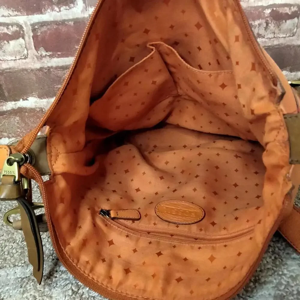 Fossil Long Live Vintage 1954 Orange Leather Explorer Foldover Crossbody Bag - Picture 5 of 11